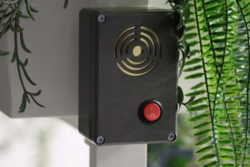Vodotěsný ultrazvukový plašič na kuny, myši a potkany DRAGON ULTRASONIC H6T